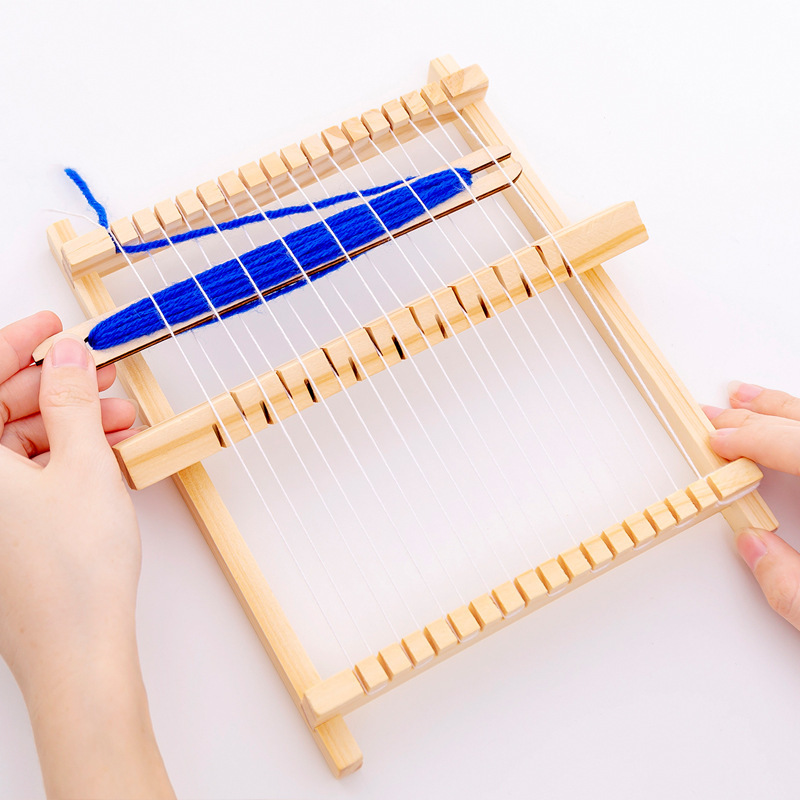 Homemade diy weaving machine technology small production children Primary School students handmade wool knitting machine educational wooden toys