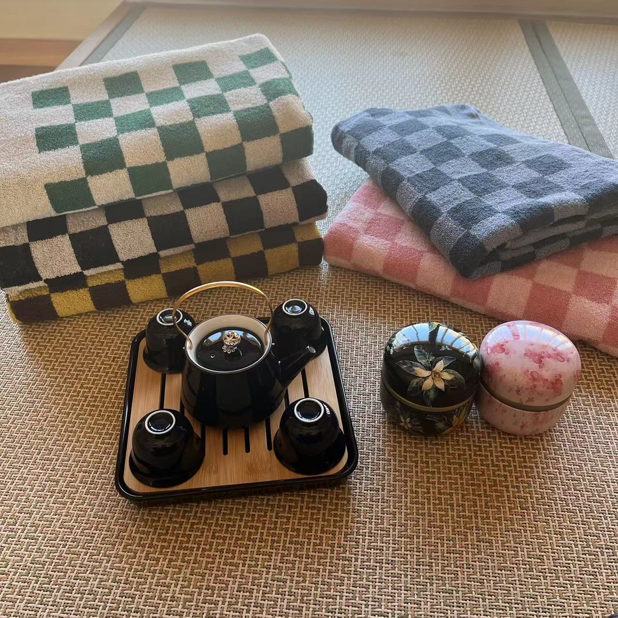 Live with goods color matching retro checkerboard ins cotton towel towel gift a generation of cotton absorbent