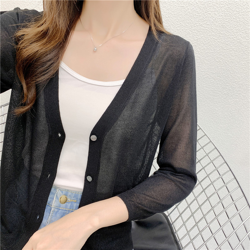 Black [seven-point sleeve]]
