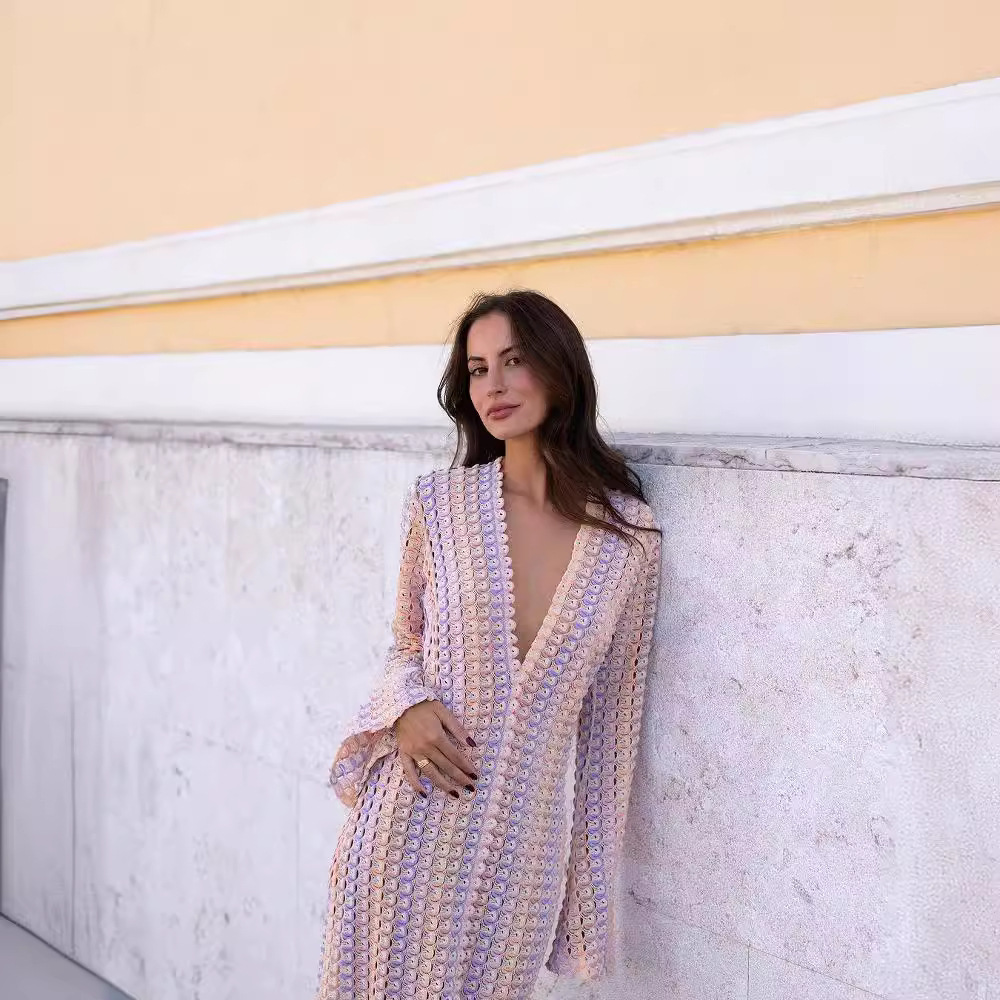 2023 European and American cross-border Amazon AliExpress popular contrast color lace hollow low-cut front slit dress