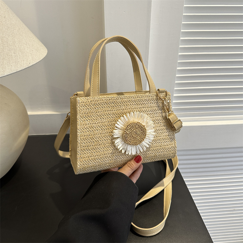 pp woven new shoulder bag trendy 2024 summer bag cute sunflower handbag personalized crossbody small square bag