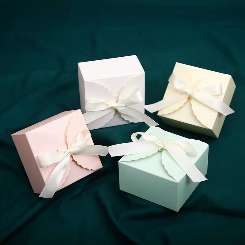 Creative Simple Gift Box Packaging Box Sugar Box Advanced Wedding Accompanying Gift Candy Box Birthday Baking Box Gift Box