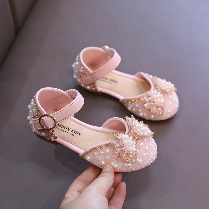 Girls' Sandals 2024 Spring and Summer New Pearl Soft Sole Children's Shoes Big Children's Princess Shoes Spring Girls Leather Shoes