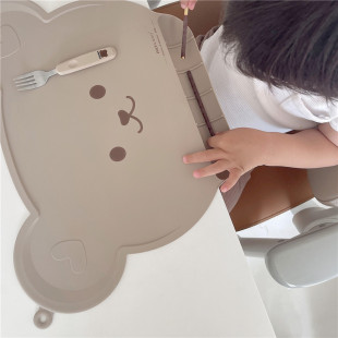 Korean style baby placemat children's waterproof bib silicone table mat ins style portable baby eating bib insulation mat