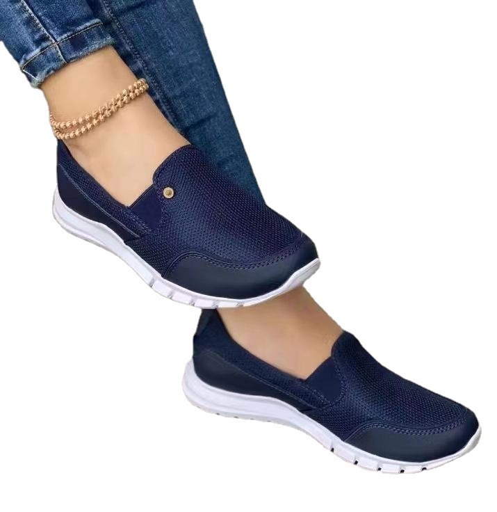 Cross-border Large Size 2023 Summer European and American Mesh Cover Foot Fashion Casual Travel Shoes Women's Slip-on Lazy Shoes