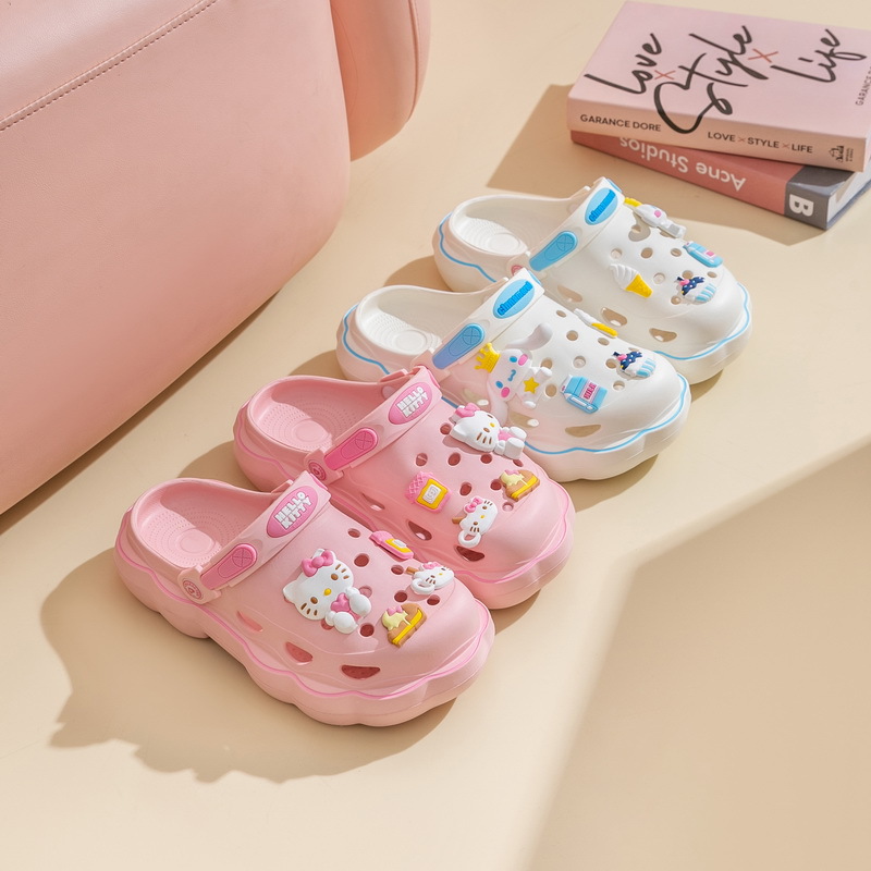 Sanrio Thick Sole Shoes Women's Summer Outer Wear 2023 Super Hot Cute Super Soft Bottom Sandals