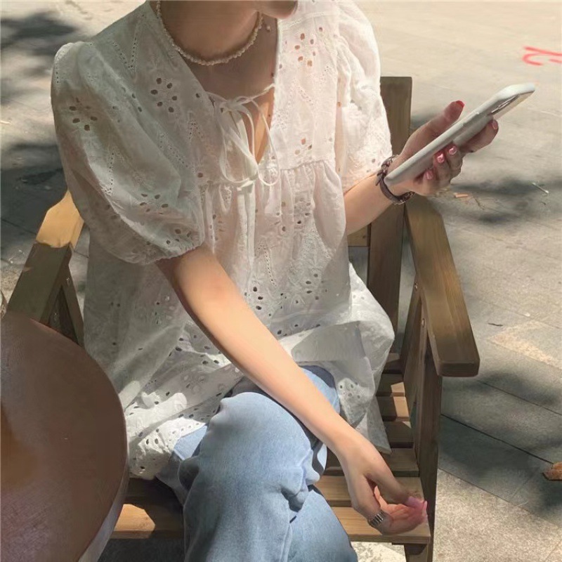 French style white design hollow lace top women's summer versatile loose short sleeve shirt puff sleeve shirt