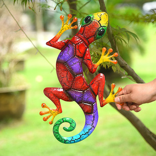 Cross-border hot sale frosted color crack gecko pendant creative wrought iron animal wall hanging home metal decorations