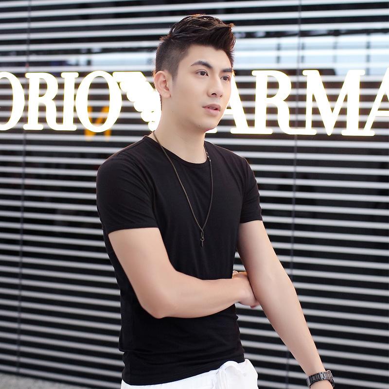 Men's Short-sleeved T-shirt Solid Color All-match Summer Half-sleeved T-shirt Trendy Black and White Round Neck Top Clothes Base Shirt Men's Clothing