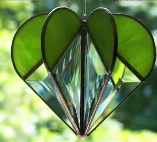 Spot Heart color Decorations cross-border alloy love rainbow ornaments source