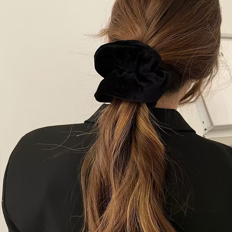 Velvet large hair band large autumn and winter retro American temperament niche simple fashion hair tie head flower rubber band New