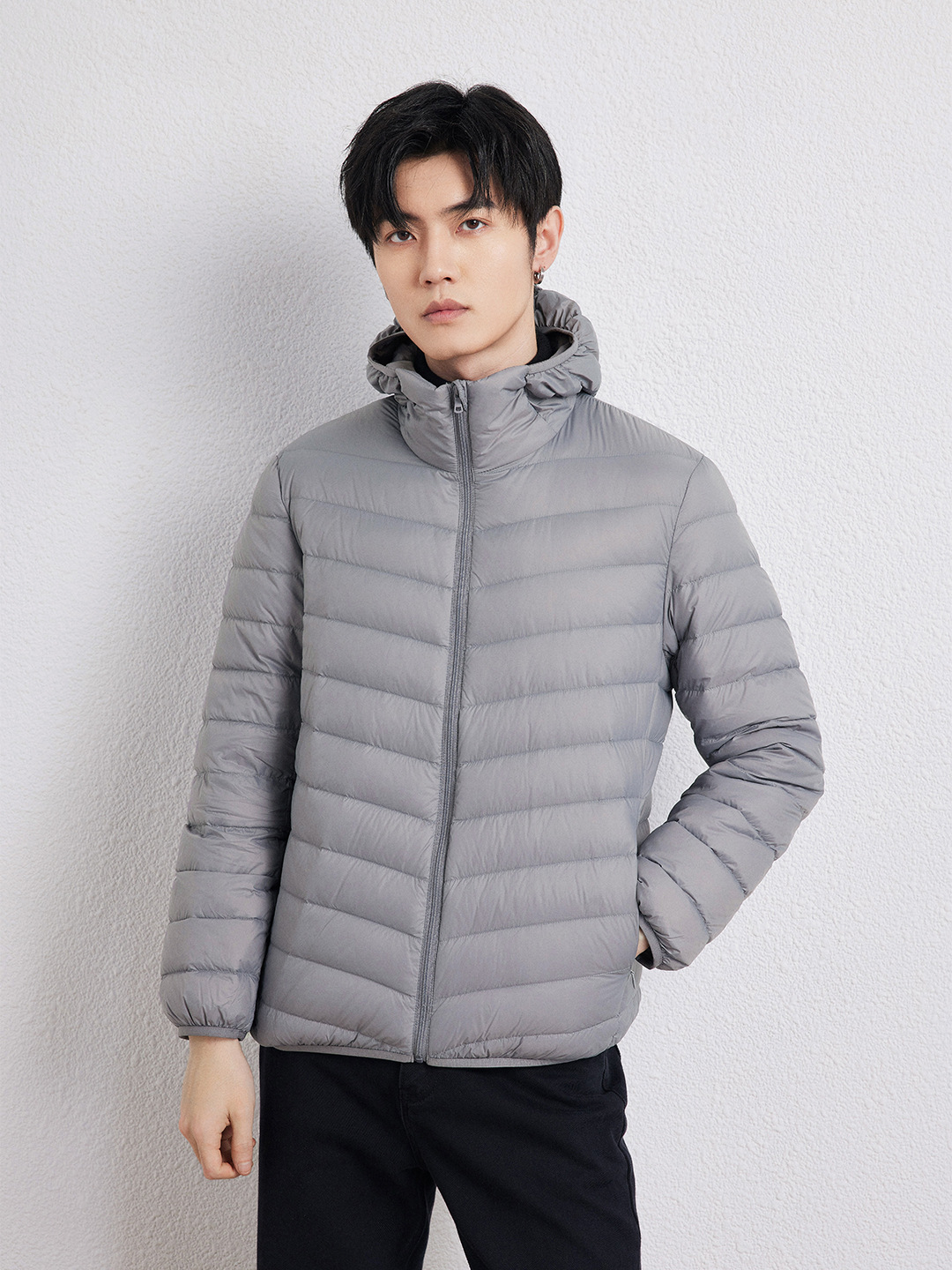 Light short down jacket 2024 autumn and winter new men's casual sports hooded plus size coat 90 white duck down tide