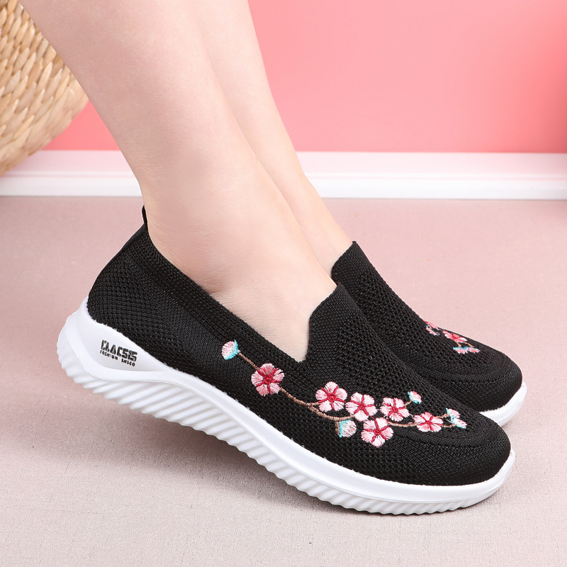 Spring and Summer New Old Lady Shoes Flying Weaving and Embroidered Flower Casual Shoes for Middle-aged and Elderly Mothers Shoes Soft Sole Lightweight Polyurethane Women's Shoes
