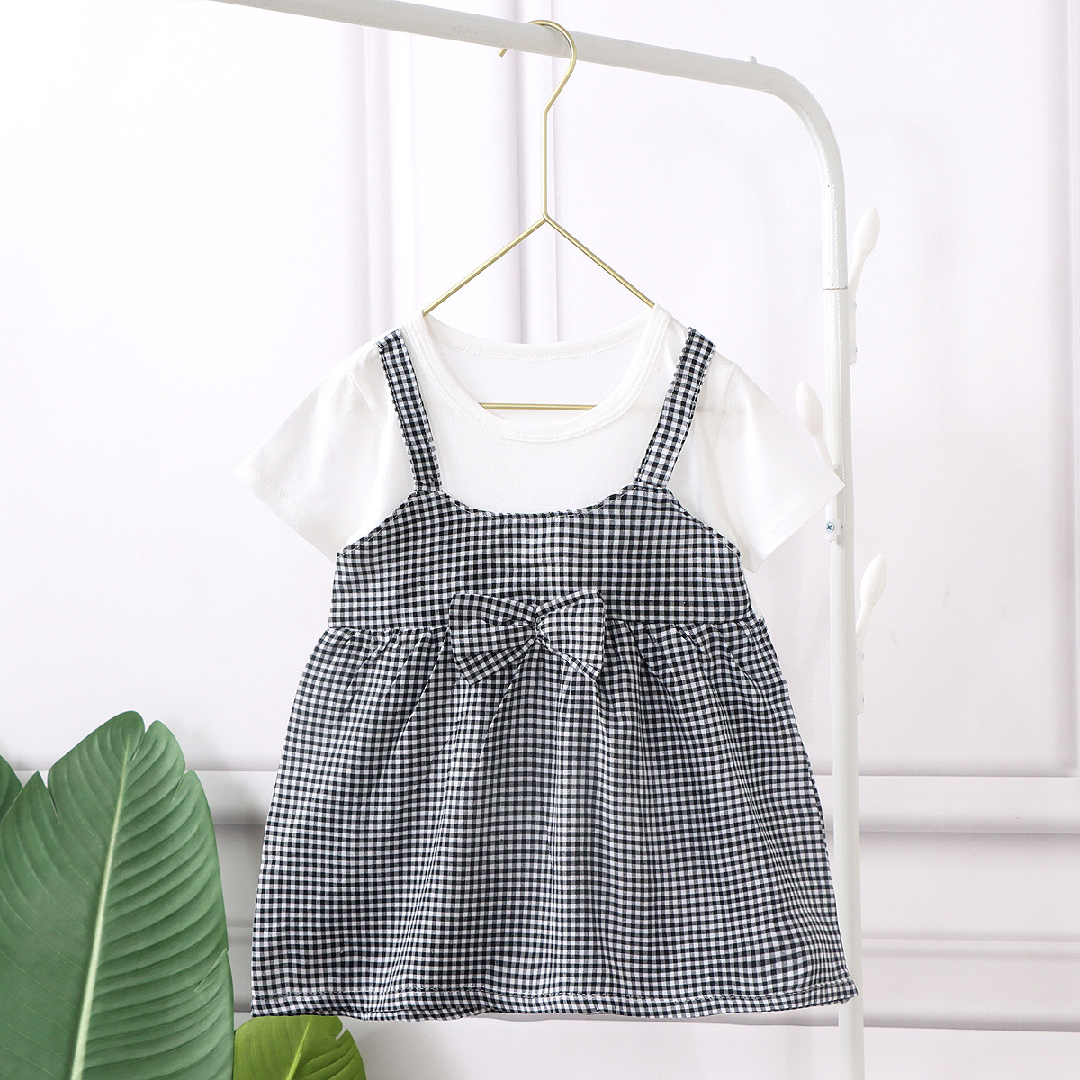 2022 Korean-style Fake Two-piece Girl Baby Dress Summer Stylish Children's Strap Plaid Skirt Baby Vest Skirt