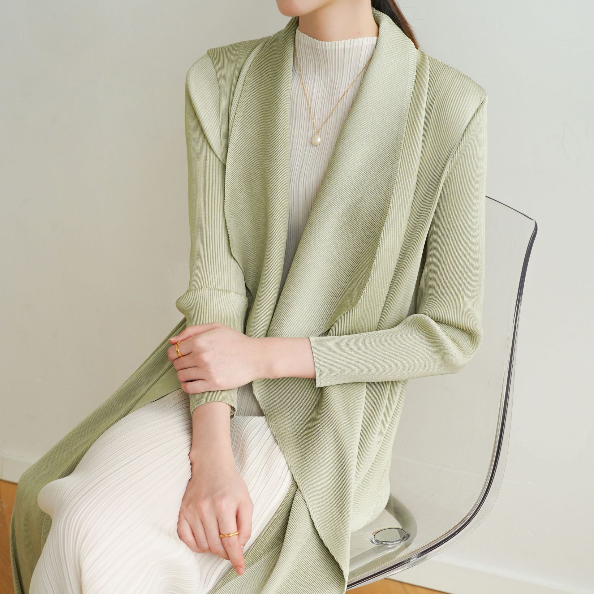 Premium 2024 Autumn/Winter Three-Season Wearable High-End Pleated Plus-Size Loose Fashion Windbreaker Coat