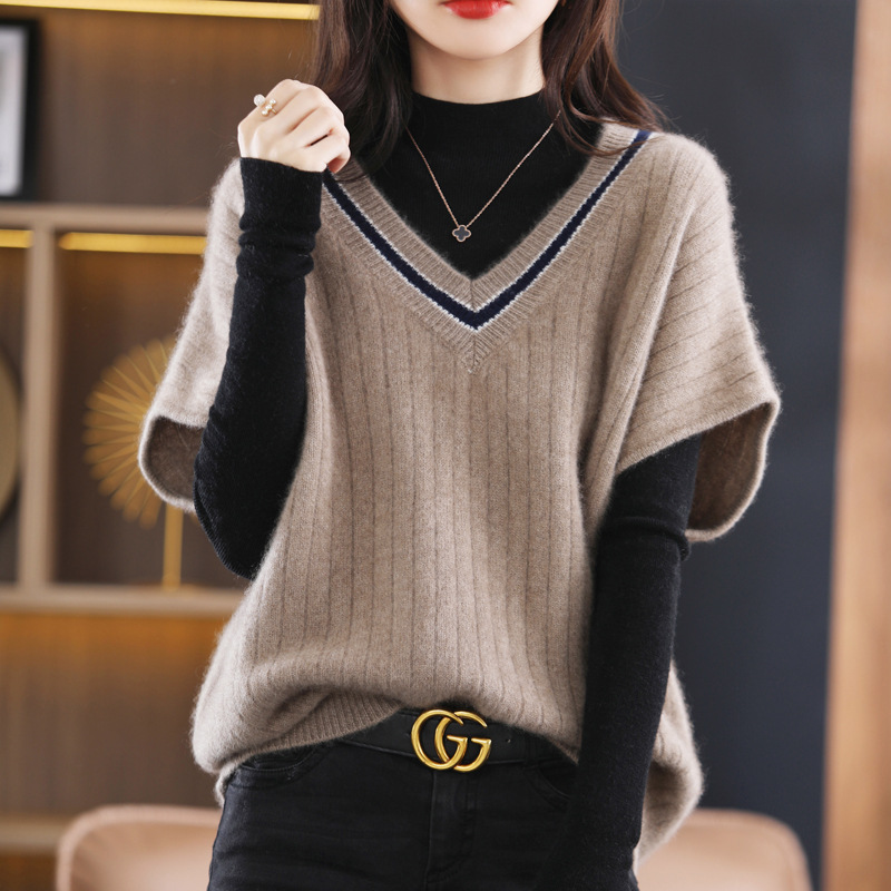 Women's knitted vest 2023 spring and autumn new style V-neck color-blocking bottoming vest bat-sleeve loose and versatile knitted sweater