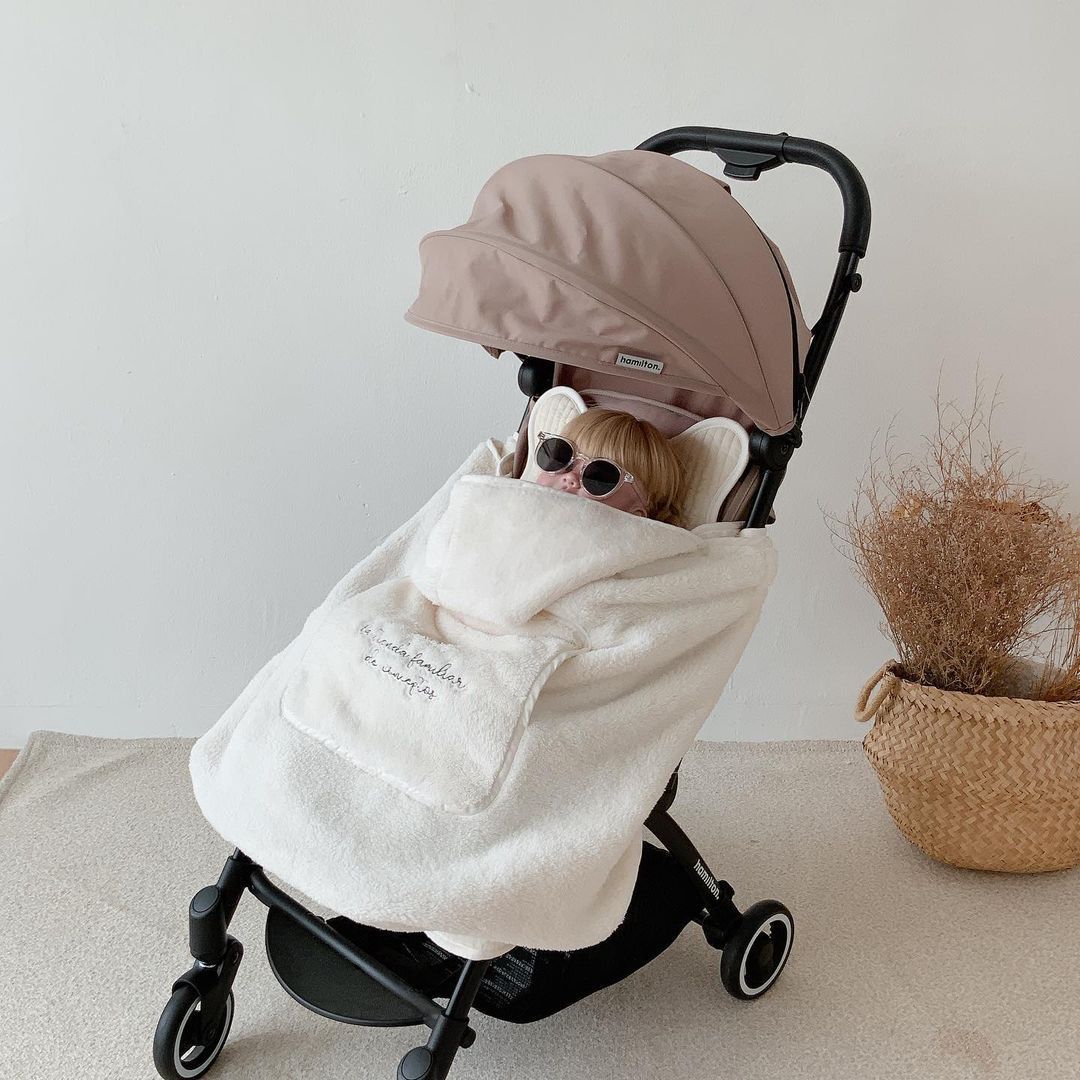 ins小熊刺绣宝宝婴儿手推车防风盖毯保暖毛毯外出便携式背带毯子