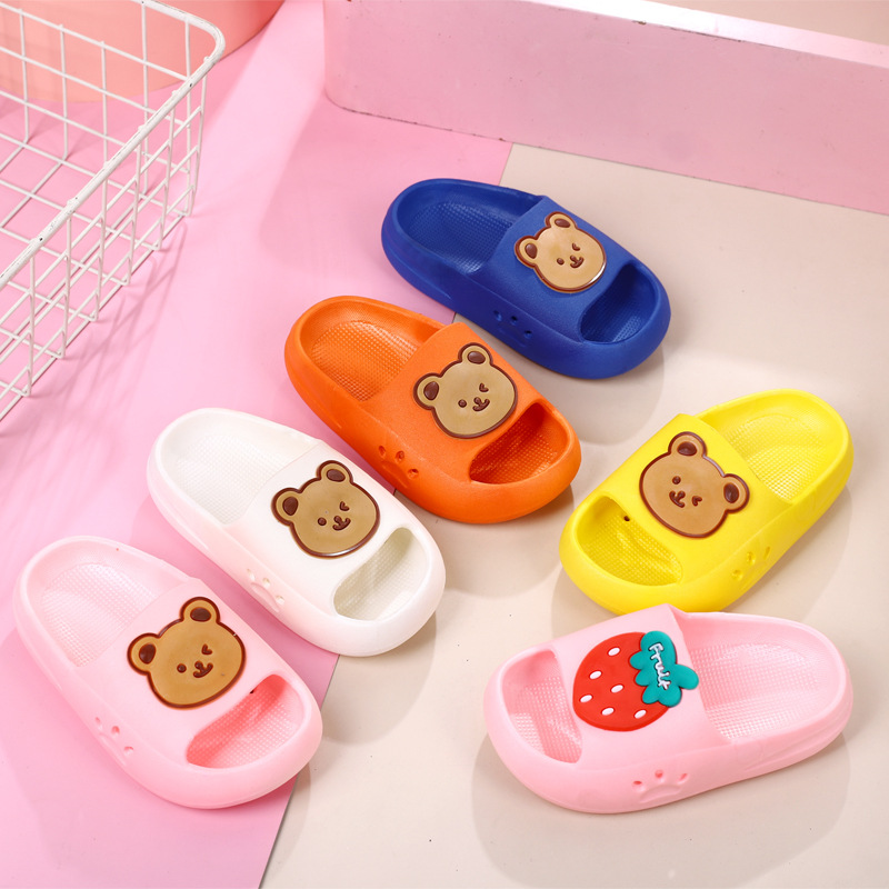 Children's Slippers Women's Summer Cute Bear Parent-child Small and Medium-sized Children's Baby Internet Popular Soft Bottom Non-slip Thick Bottom Men's Sandals