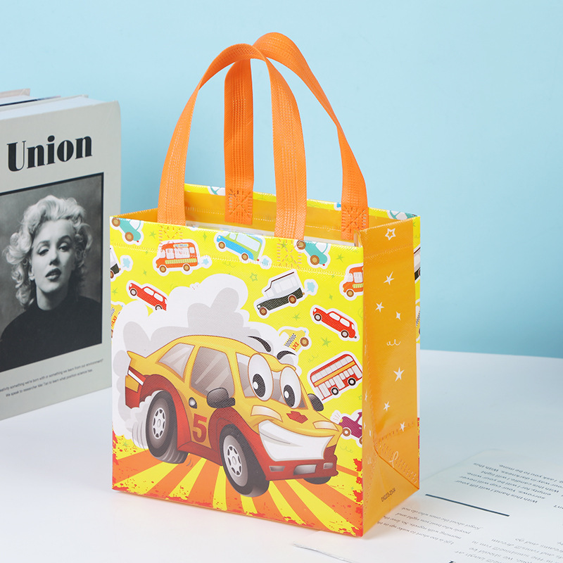 Cross-border New Non-woven Car Baby Hand Gift Tote Bag Children's Gift New Cartoon Waterproof Gift Bag