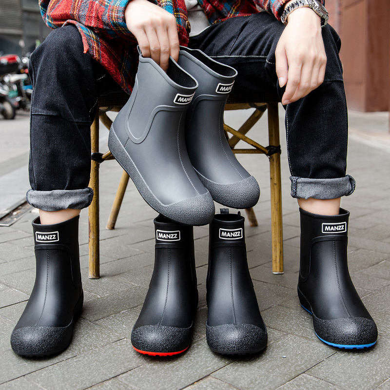 Fashion rain boots men's and women's short water shoes adult flat warm waterproof boots short student rubber shoes men's overshoes wholesale