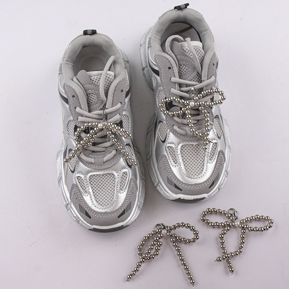 Simple Shoe Flower Pearl Bow Pearl String Shoes Accessories Buckle sneaker Decorative Buckle Shoelace Buckle Bag Jewelry