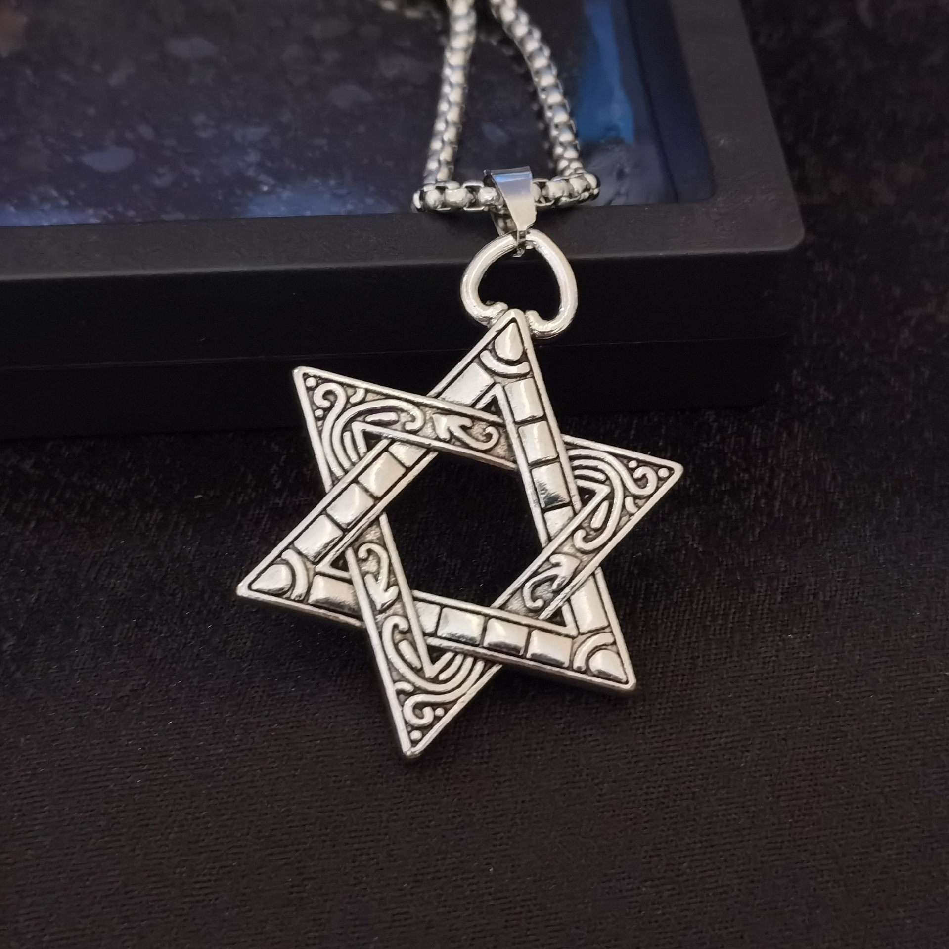 six-pointed star