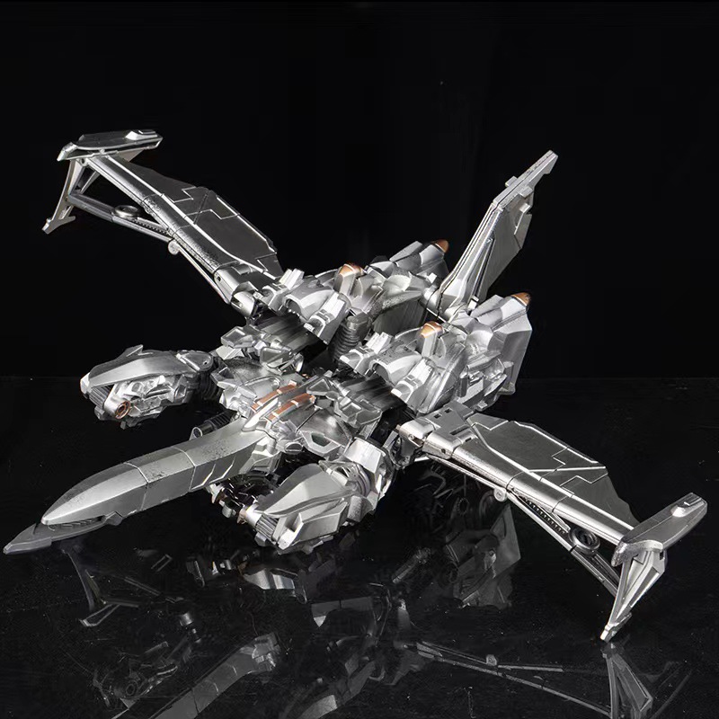 Baiwei TW-1023 deformation toys change 1 movie version of the aircraft Wei SS54 V magnitude shock fighter
