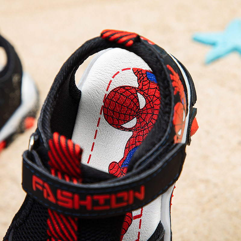 Children's Sandals 2024 Summer New Teen Sandals Boys Cartoon Spider-Man Toe Beach Shoes Velcro