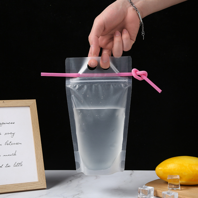 Spot portable beverage packaging self-standing bag disposable frosted liquid juice self-sealing hot and cold beverage bag