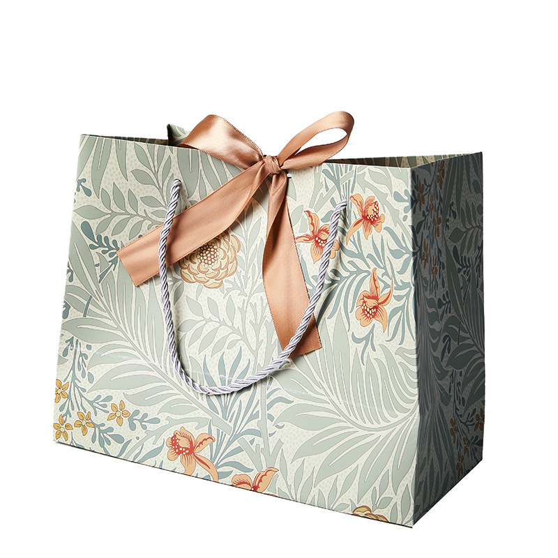 Cross-border Mori Lily bouquet gift bag packaging bag candy handbag jewelry storage bag spot paper bag