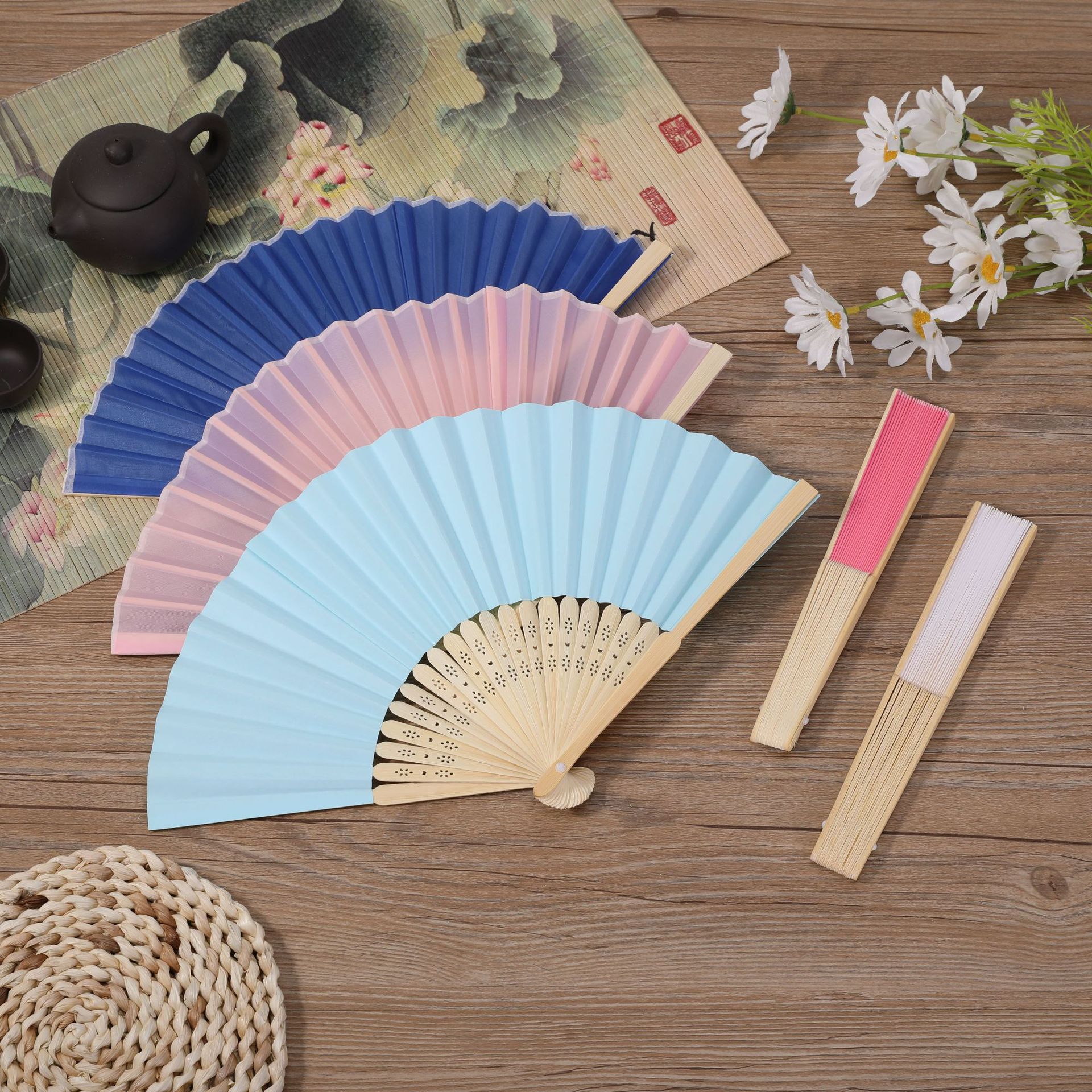 Plain 7 inch cloth fan solid color folding fan polyester bamboo fan advertising fan diy hand-printed logo silk lettering