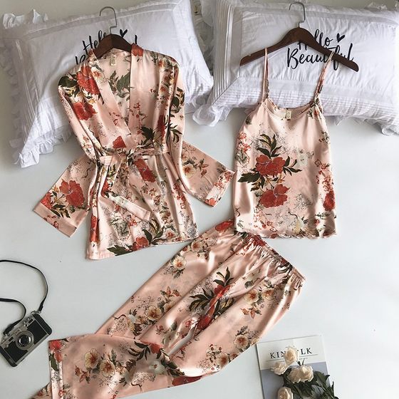 2023 new European and American color home dress nightgown three-piece fashion comfortable lace pajamas set Wholesale