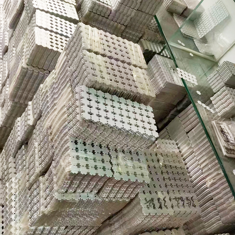 LED aluminum substrate 1W high power plum-shaped 1-3-5w universal flashlight aluminum substrate 50 connecting plate PCB