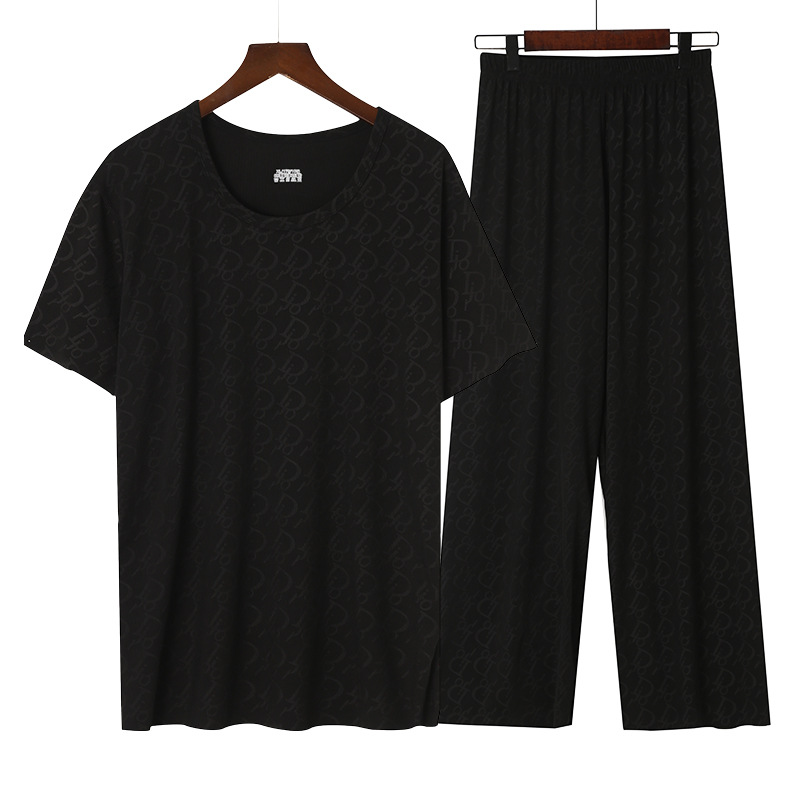 New couple home clothes men and women's short sleeve pants suit ice skin feeling silky pajamas can be worn outside the wholesale