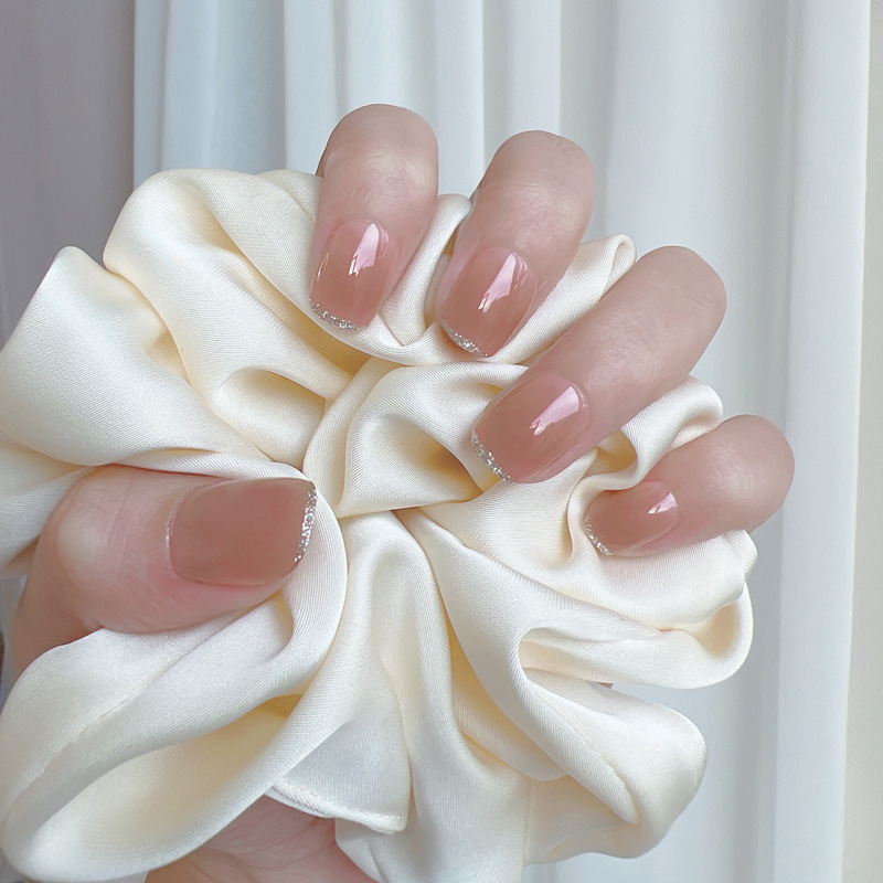 Nail Art New wear armour hand-painted European and American foreign trade false nails Tulip nude wholesale