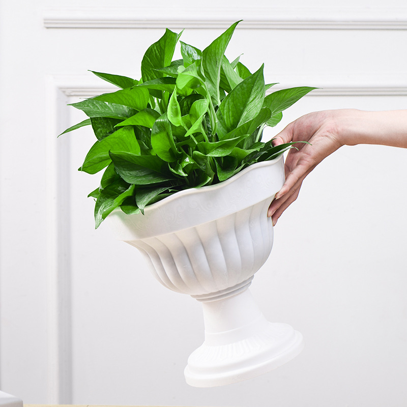 Wholesale plastic flower pot succulent resin mini green radish flower pot high leg creative hydroponic large diameter large flower pot