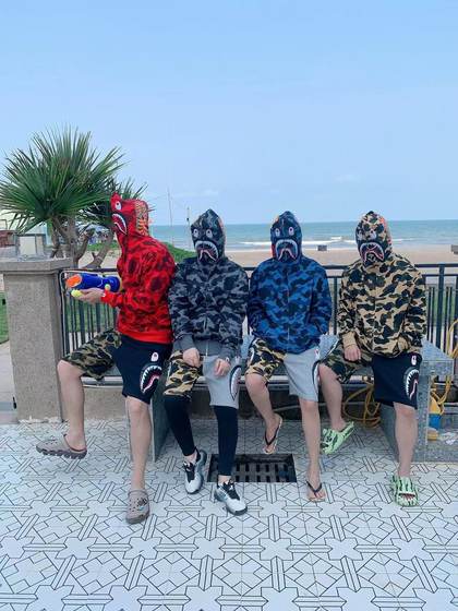 fashion brand shark head BAPE Terry sweater men's and women's casual camouflage thin sweater loose coat