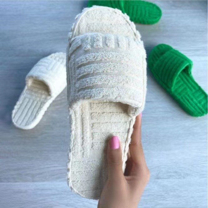 2022 spring and autumn new one-word thick-soled Mao Mao slippers women's embossed cotton slippers European and American foreign trade plus size towel slippers women