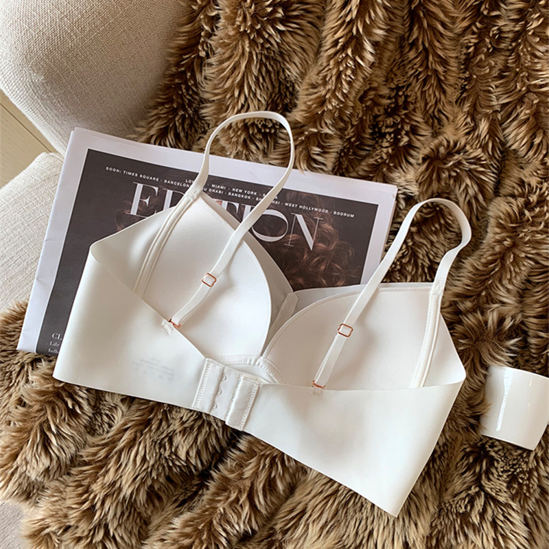 Seamless Sports underwear women's vest-style thin push-up top support big chest show small wireless strap one-piece bra