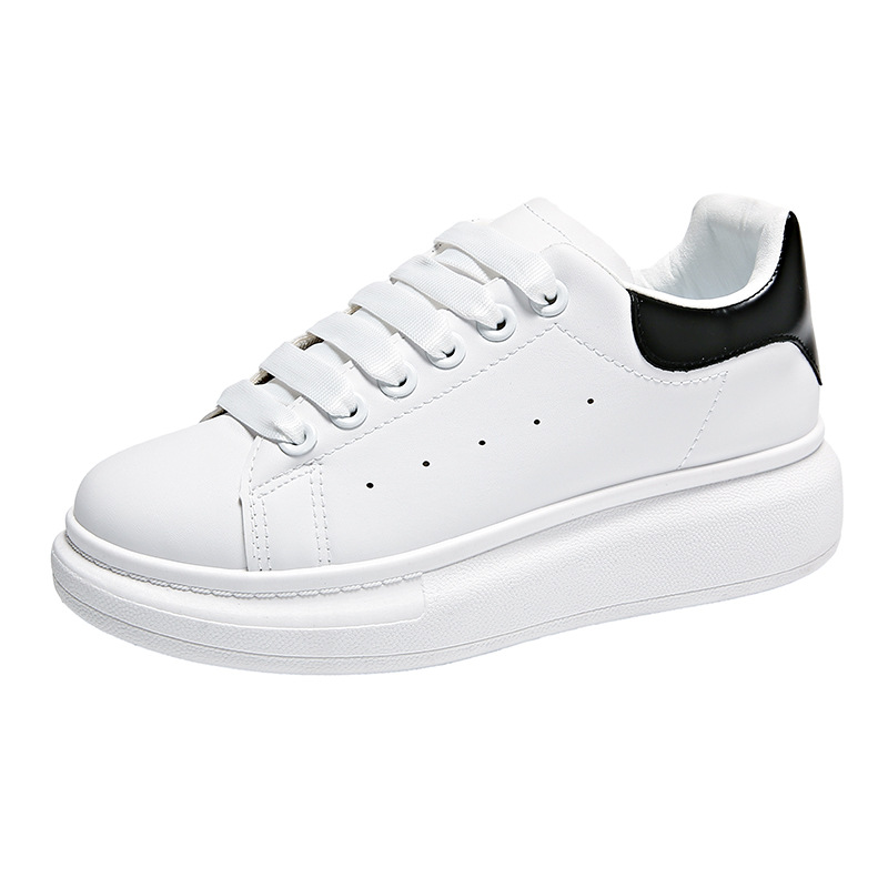 McQueen White Shoes Men's and Women's Leather Top Thick Sole Height Increasing Women's Shoes 2024 New Spring All-match Sports Casual Sneakers