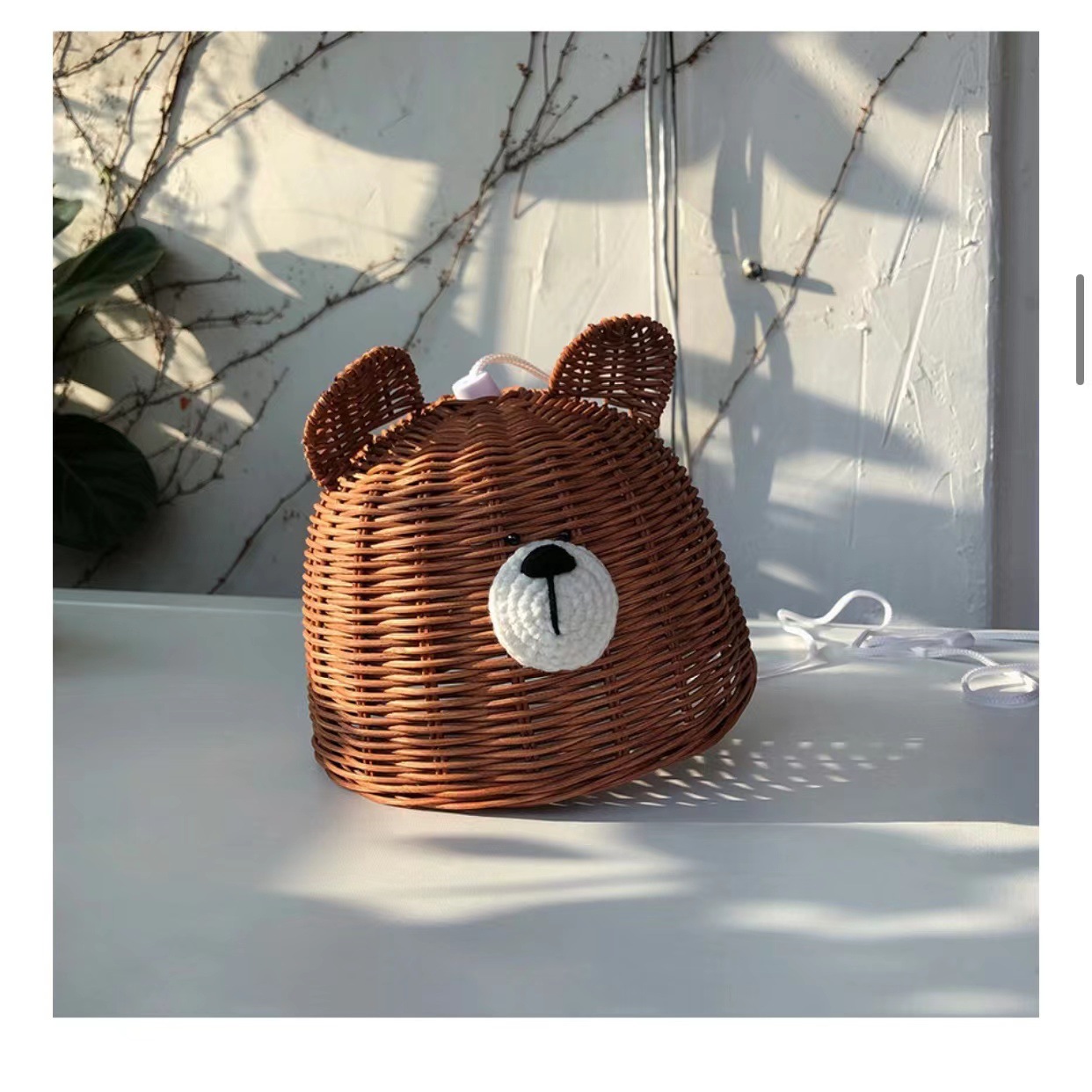 ins Korean children's room rattan weave bear head chandelier homestay rattan lampshade tent lighting photography props