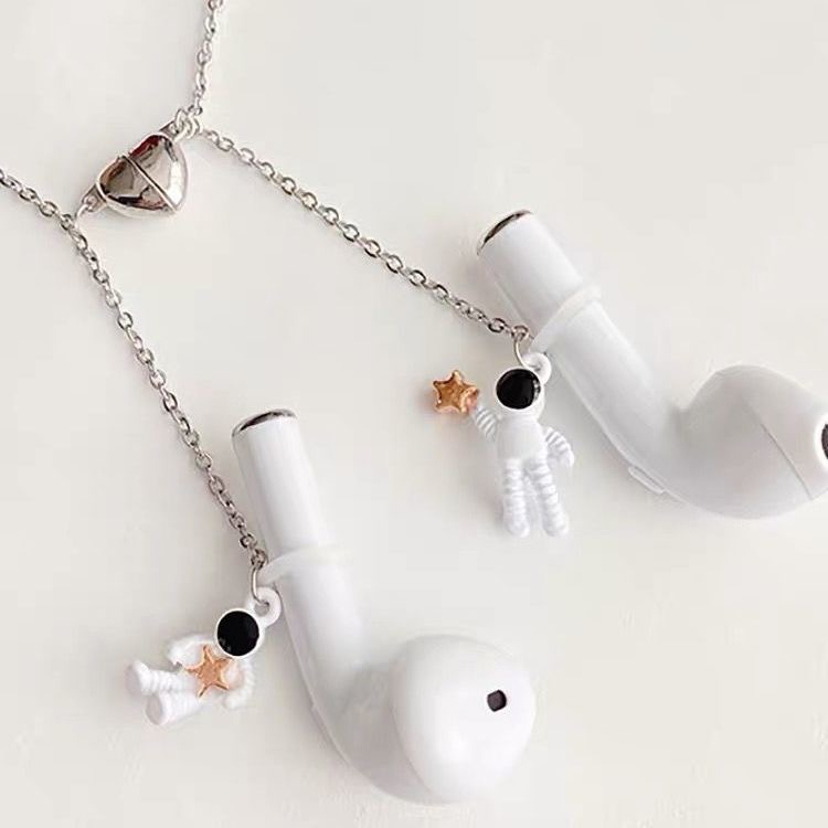 Fashion Bluetooth Headset Anti-lost Chain Astronaut Magnetic Necklace Women Cartoon Cute Headset Universal Anti-lost Artifact