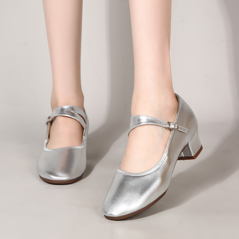 Women's 2025 New Summer Square Dance Shoes Soft Leather Dance Shoes Women's Genuine Leather Soft Sole Dance Shoes silver Dance Shoes