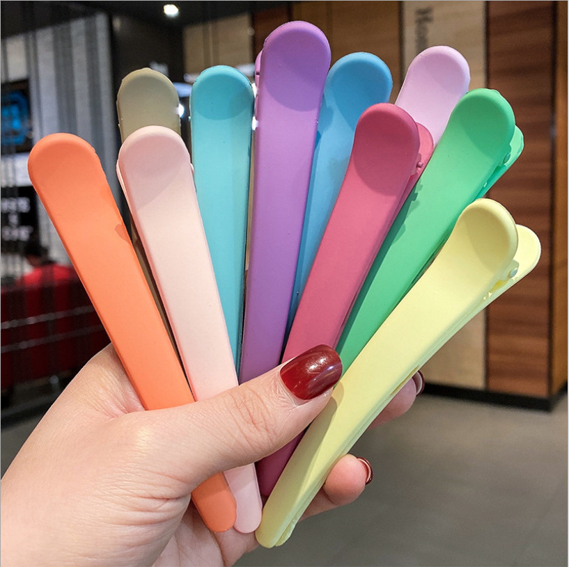 Large makeup clip girl's broken hair back head candy color hairpin hair clip simple pointed mouth duckbill clip hair accessories
