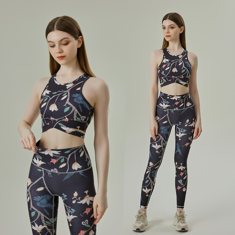Spring and summer new yoga clothing Cross back naked feeling high strength fitness suit high waist hip sports fitness pants for women