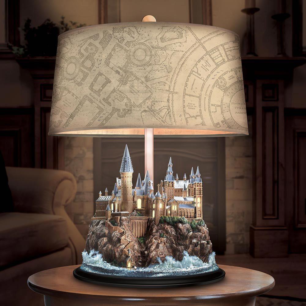 Harry Potter-Hogwarts Castle Resin Lamp Glow Home Decorations Independent Station New Product Factory