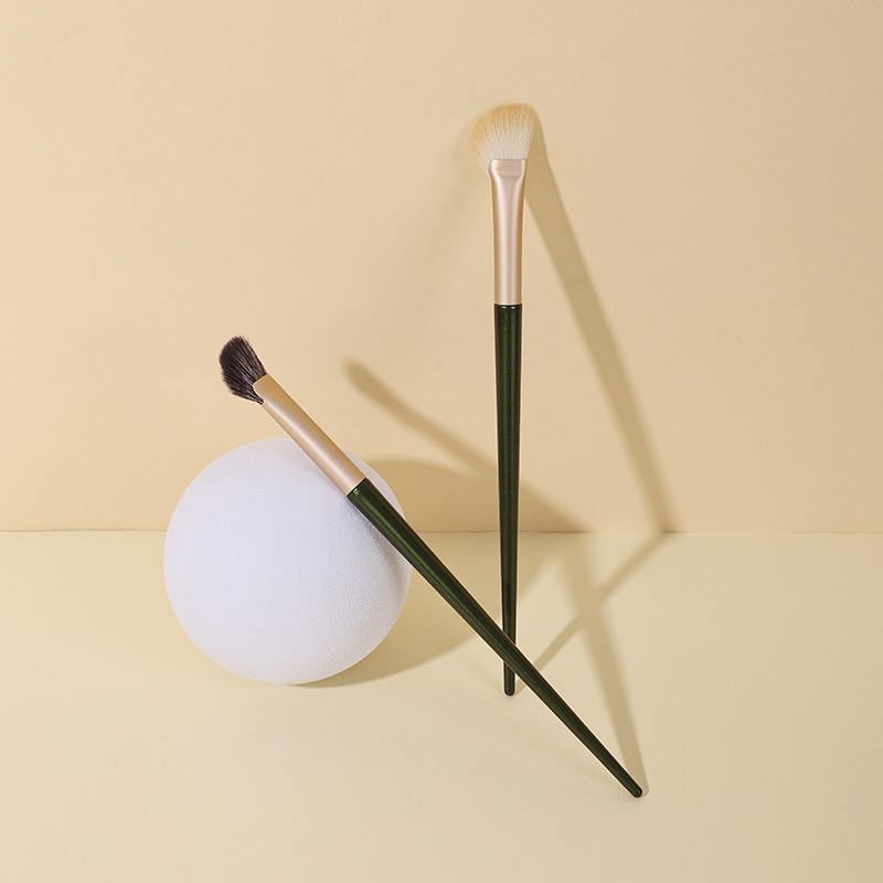 Hot sale [half umbrella nose brush] soft hair half umbrella nose brush nose silhouette novice portable makeup brush