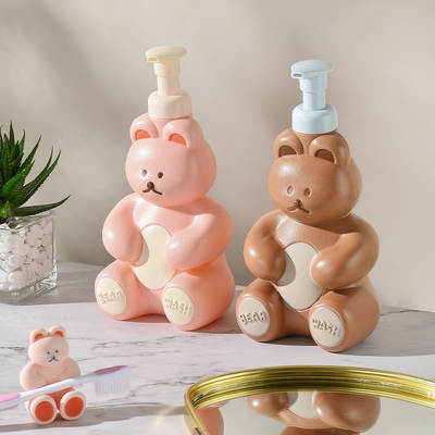 The new bear bubble bottle bath facial cleanser mousse foam machine manual shower shampoo