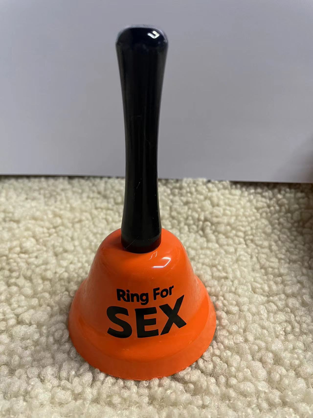 A spoof of fun gifts hand-bell bar called meal opening summons creative Christmas gifts boxed toys