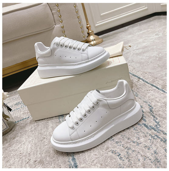 High version McQueen small white shoes women's shoes thick soles inside increased Pine cake shoes all-match board shoes male sneaker Putian Spring